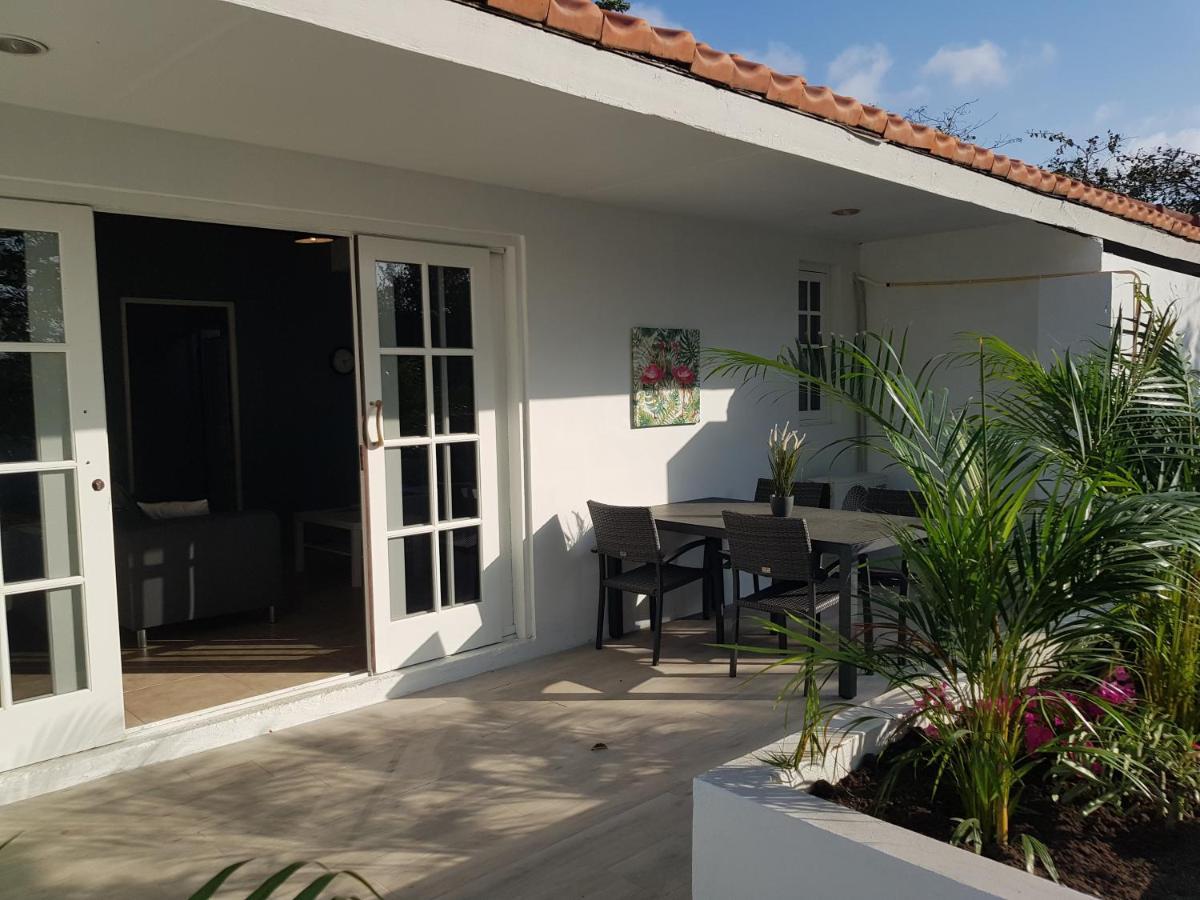 4-Pers Accomodatie Julianadorp, Curacao ウィレムスタッド エクステリア 写真