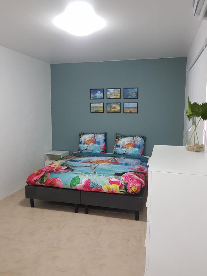 4-Pers Accomodatie Julianadorp, Curacao ウィレムスタッド エクステリア 写真